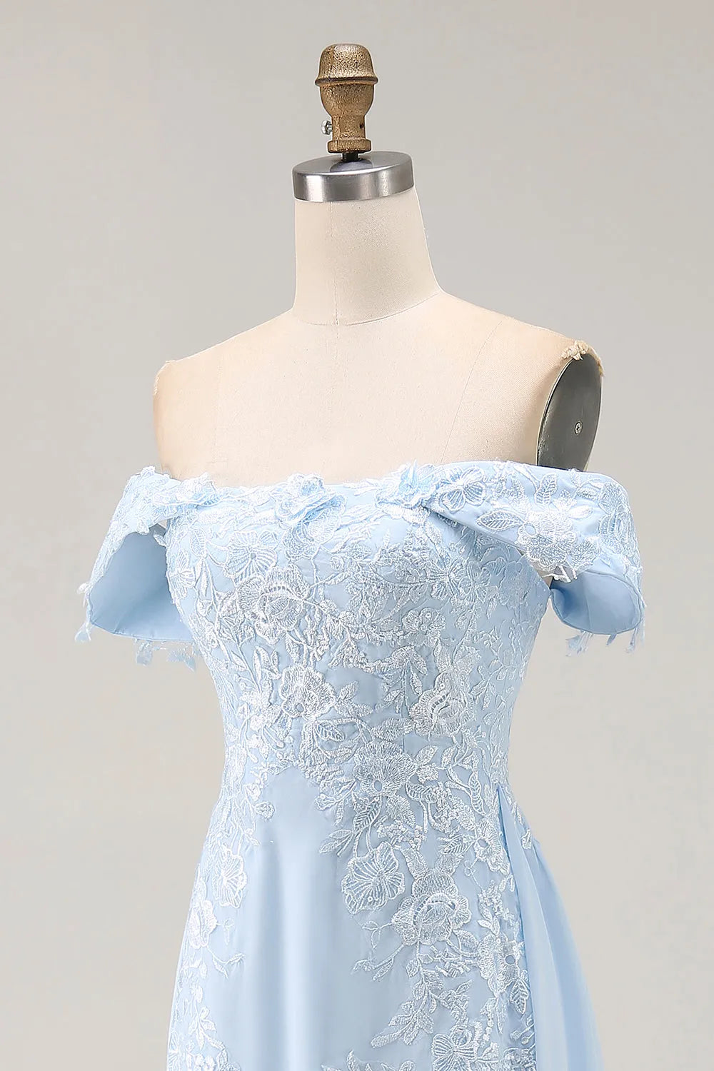Graceful A-Line Off-the-Shoulder Cap Sleeve Zipper Back Floor-Length Mother of the Bride Dresses