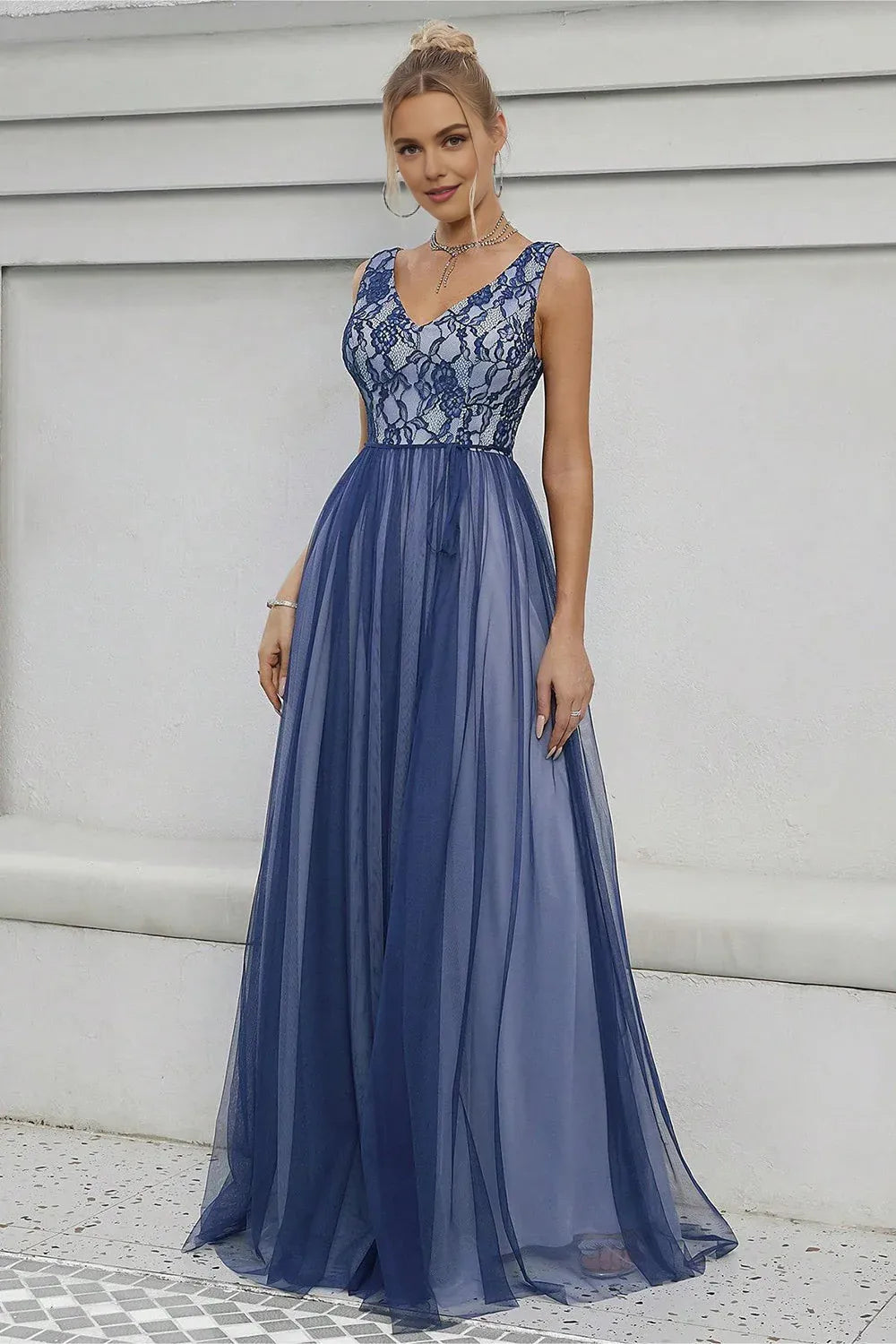 Special Occasion Sophisticated Graceful Elegant Tulle A-Line V-Neck Sleeveless Floor-Length Prom Dress