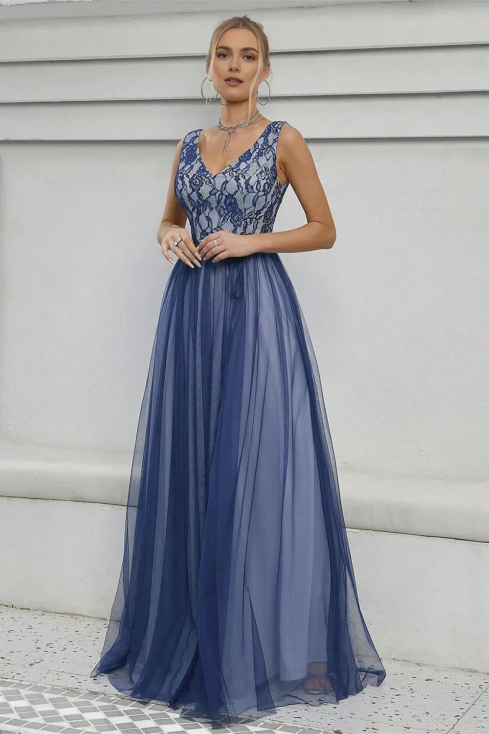 Special Occasion Sophisticated Graceful Elegant Tulle A-Line V-Neck Sleeveless Floor-Length Prom Dress