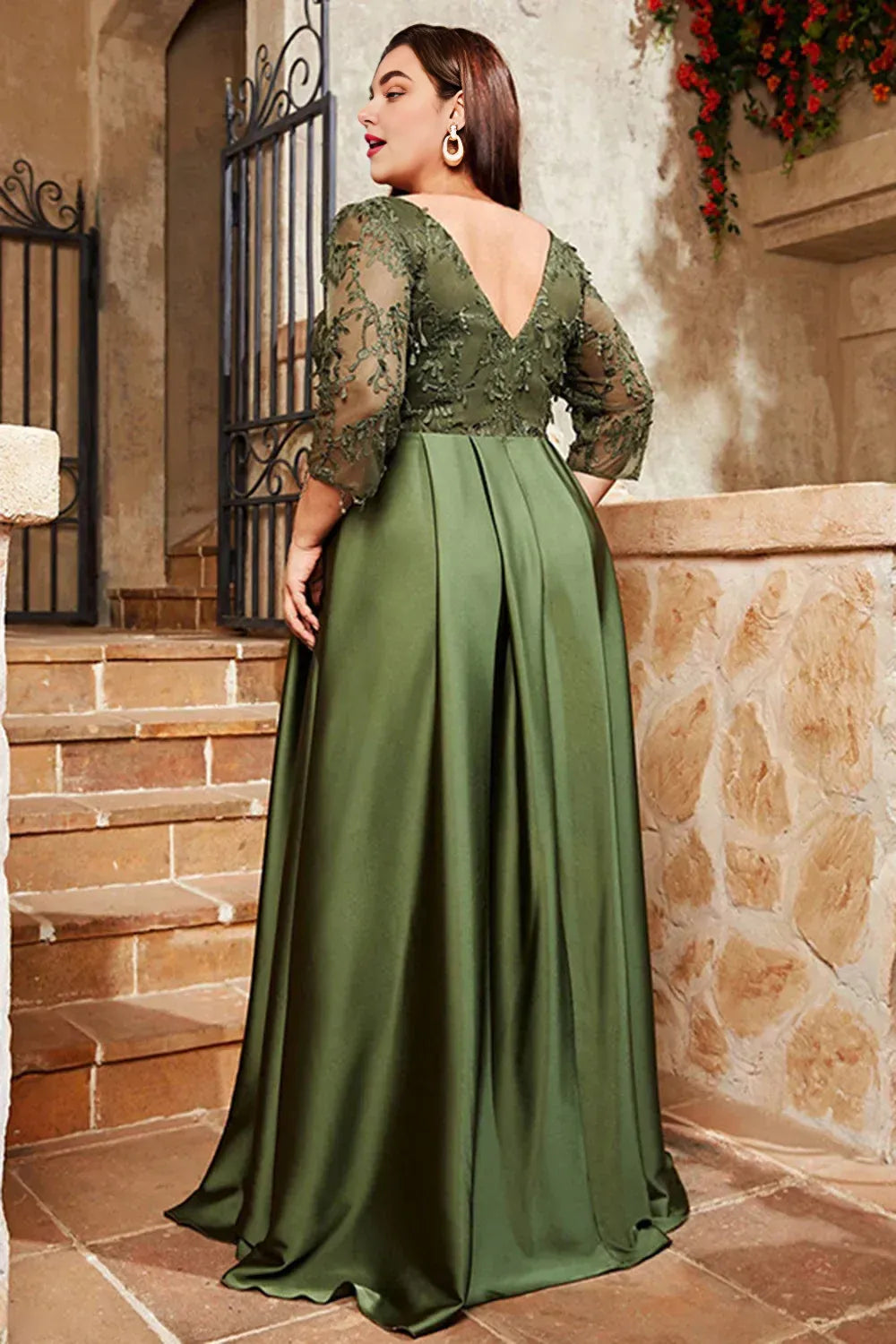 Elegant Olive Green Satin A-Line Short Sleeve Floor-Length Mother of the Bride Dress