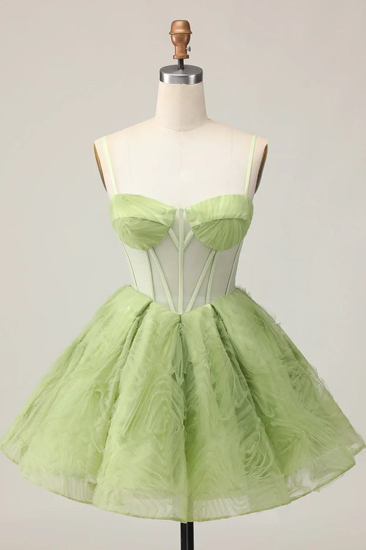 Elegant Green Lace A-Line Classic-Neck Sleeveless Lace-Up-Back Mini-Length Homecoming Dress
