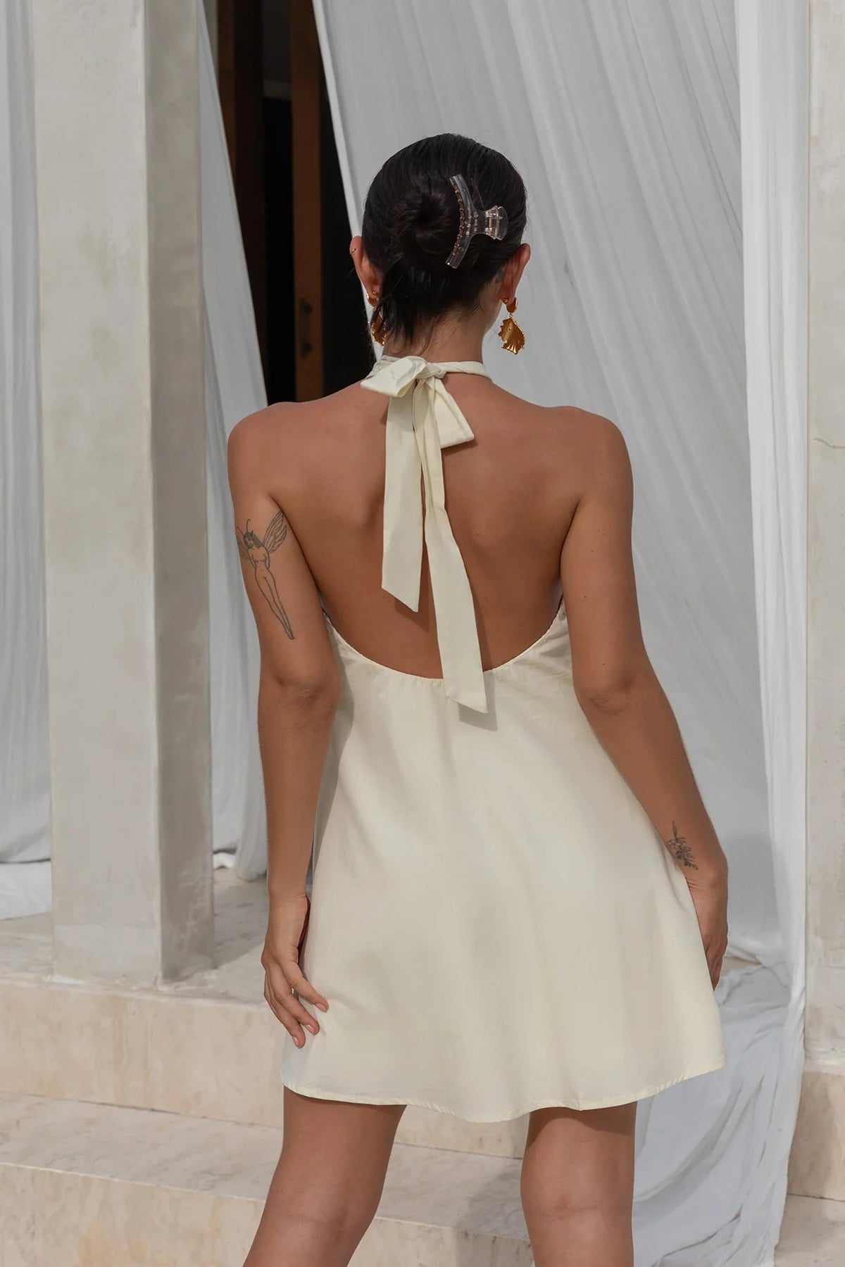 Timeless Special Occasion Sophisticated Elegant Yellow Satin A-Line Halter Sleeveless Homecoming Dress