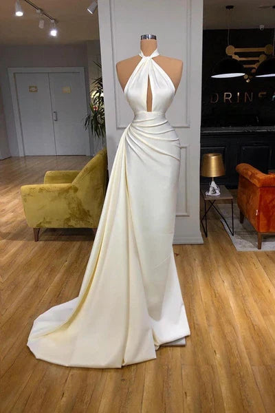 Elegant Red Slit A-Line Halter-Neck Classic-Sleeve Classic-Back Floor-Length Prom Dress