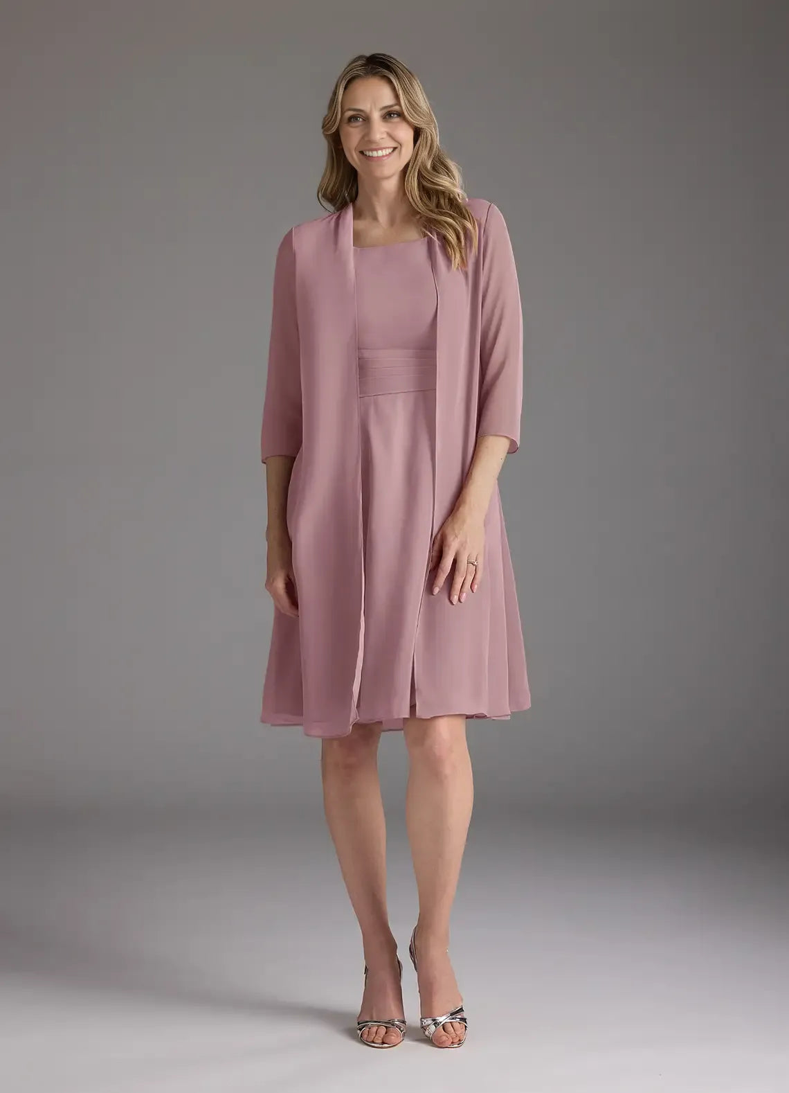Elegant Dusty Rose Chiffon A-Line Scoop Neck Pleated Knee-Length Mother of the Bride Dress
