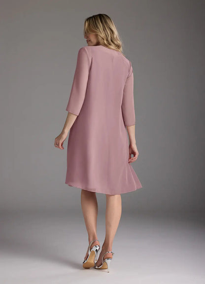 Elegant Dusty Rose Chiffon A-Line Scoop Neck Pleated Knee-Length Mother of the Bride Dress