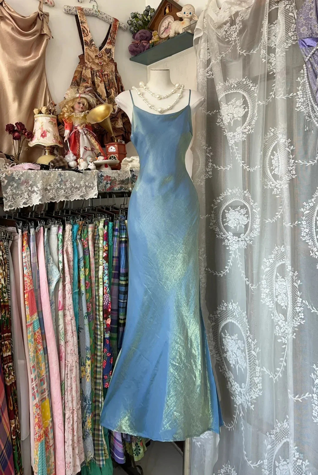 Blue Lustrous Mermaid Spaghetti Strap Iridescent Maxi Prom Dress