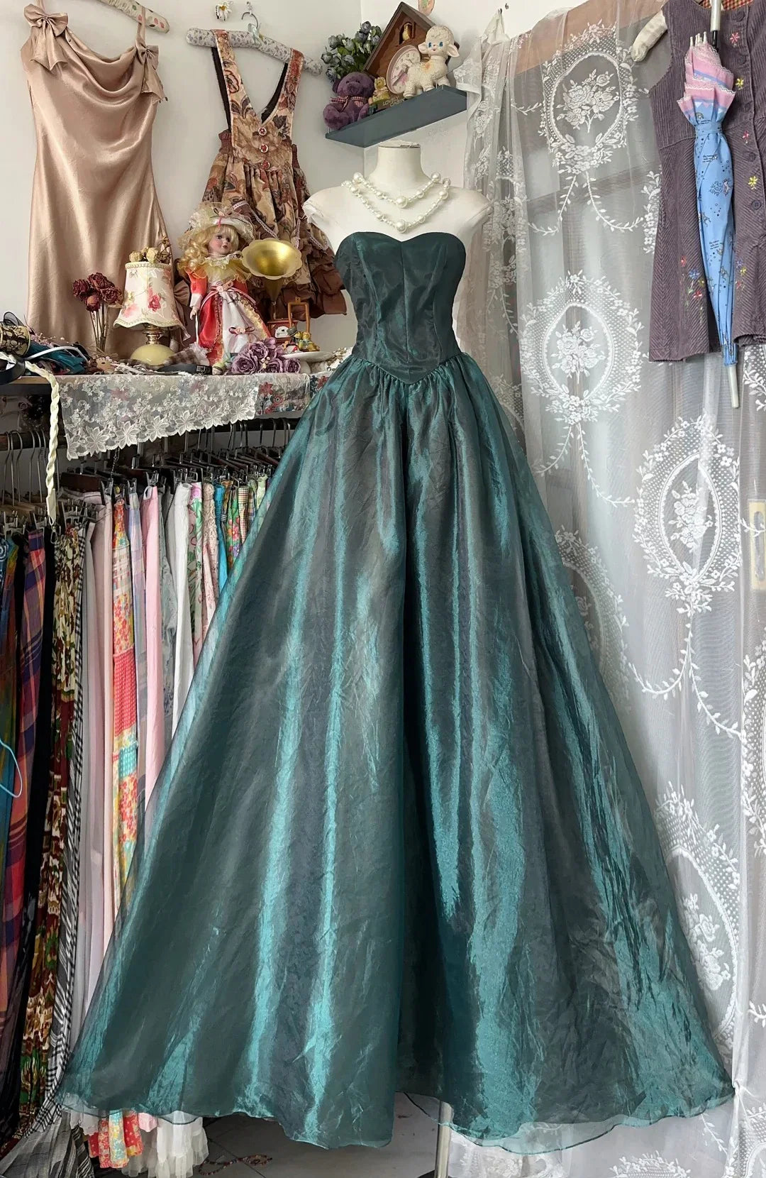 Lustrous Strapless Sleeveless Emerald Maxi Prom Dress