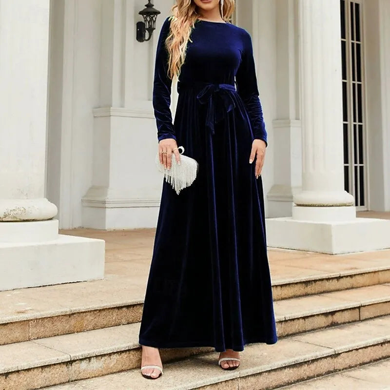 Green Luxurious A-line Crew Neck Long-sleeve Belted Emerald Maxi Evening Dress