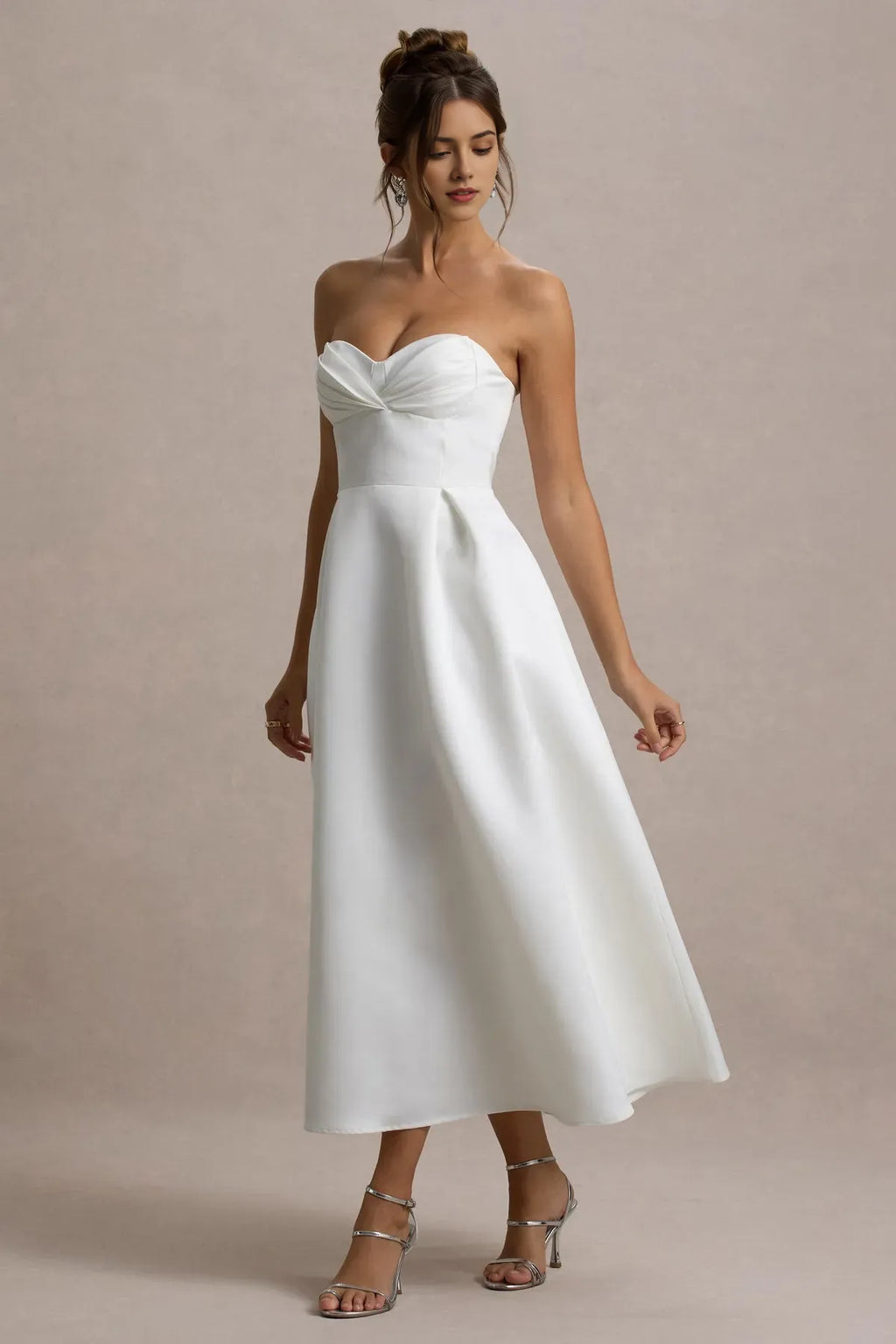 Ivory Luxurious Strapless Prom Dresses Ruched Sweetheart Neck Midi Length Refined Fit for Proms Weddings