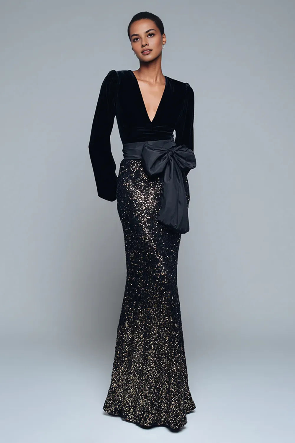 Sophisticated Graceful Elegant Gold Sequins Mermaid V-Neck Long Sleeve Floor-Length Prom Dress