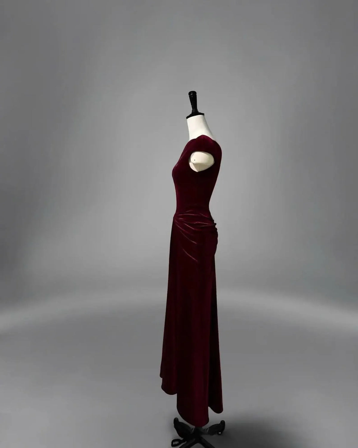 Burgundy Luxurious Sheath Sweetheart Cap-Sleeved Ruched Floor-Length Evening Dress For Women Custom