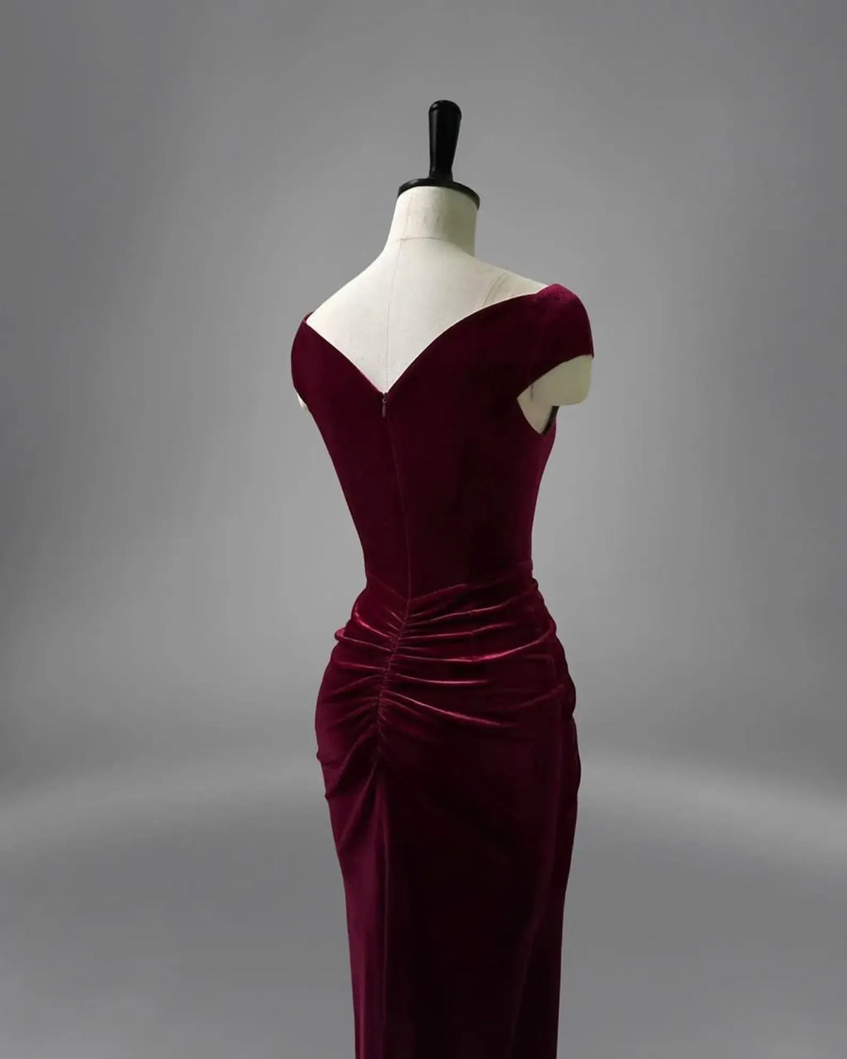 Burgundy Luxurious Sheath Sweetheart Cap-Sleeved Ruched Floor-Length Evening Dress For Women Custom