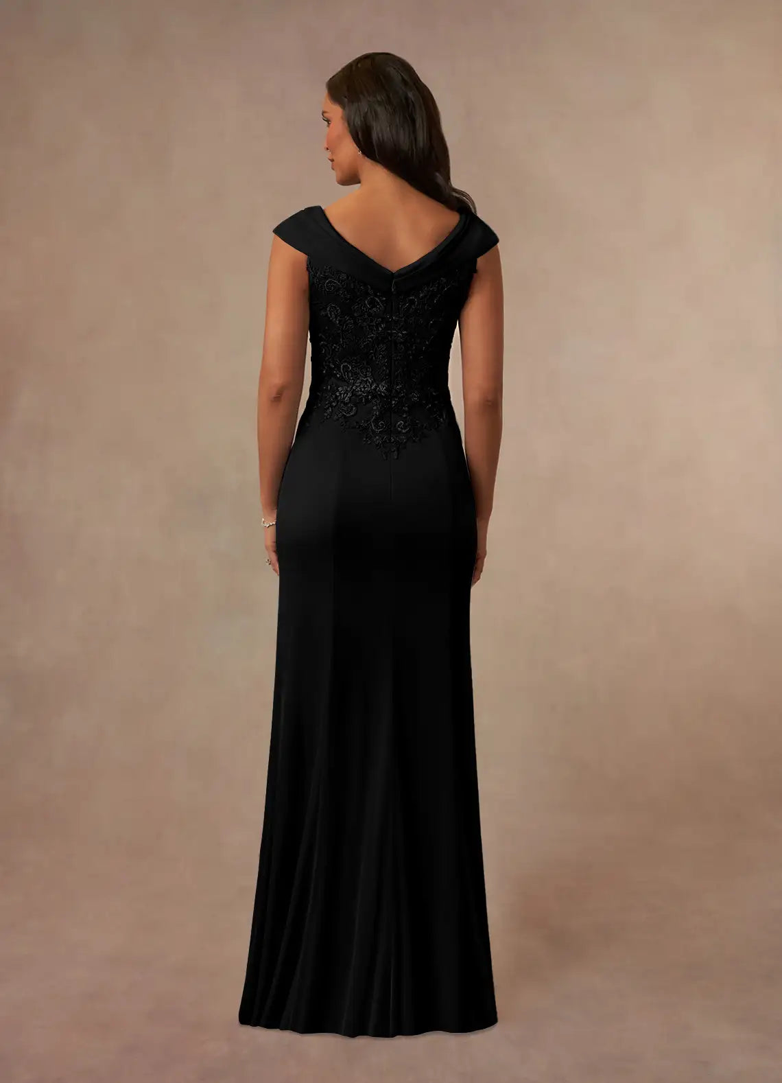 Black Luxury A-Line Mother of the Bride Dresses Exquisite Surplice V - Neck Hand - Bodice Artfully Draped Ruffles High Slit Elegance
