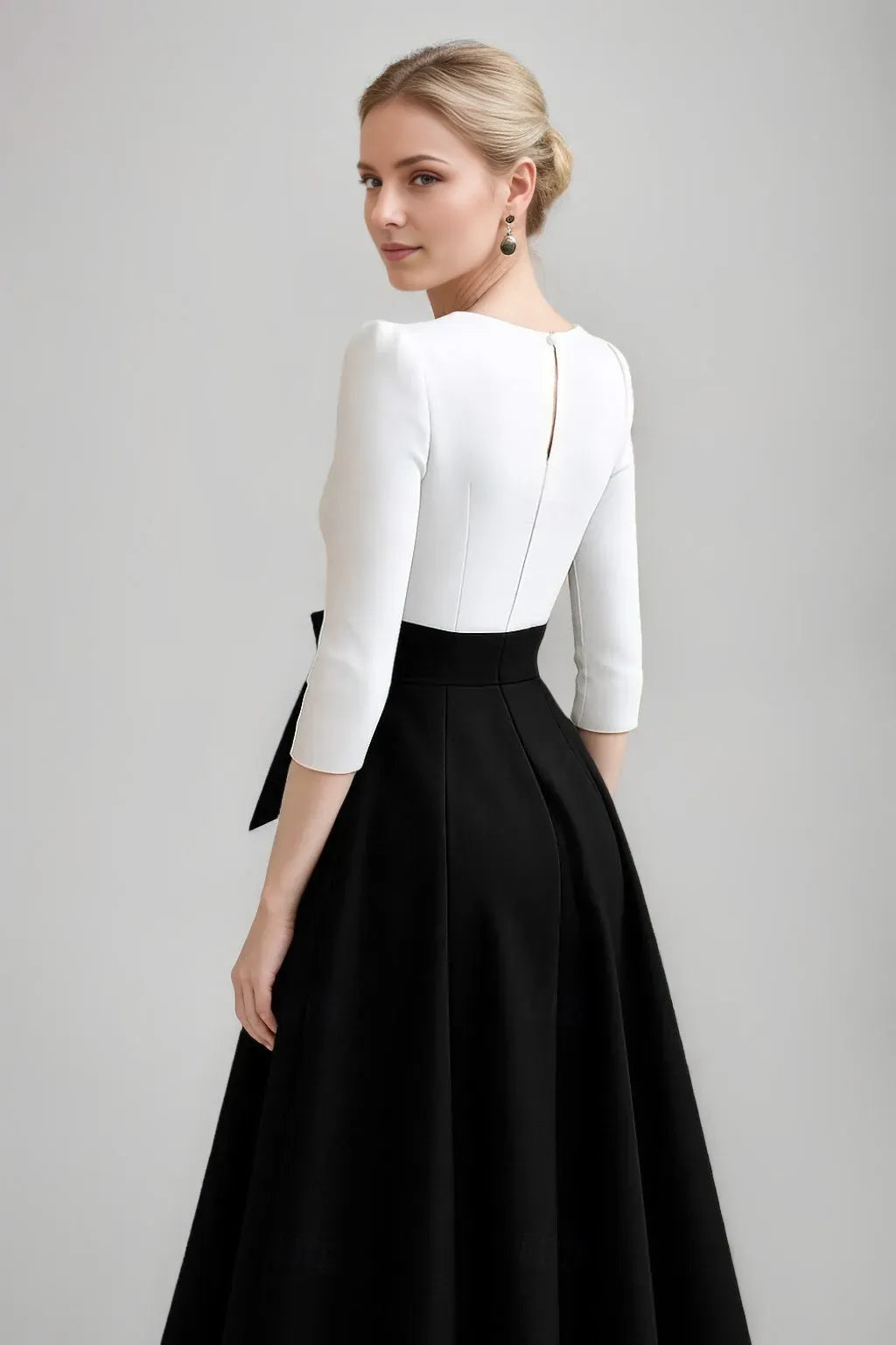 Luxury A-Line V-Neck Three-Quarter-Sleeve Pleated Color-Block Bow-Waist Tea-Length Mother of the Bride Dresses