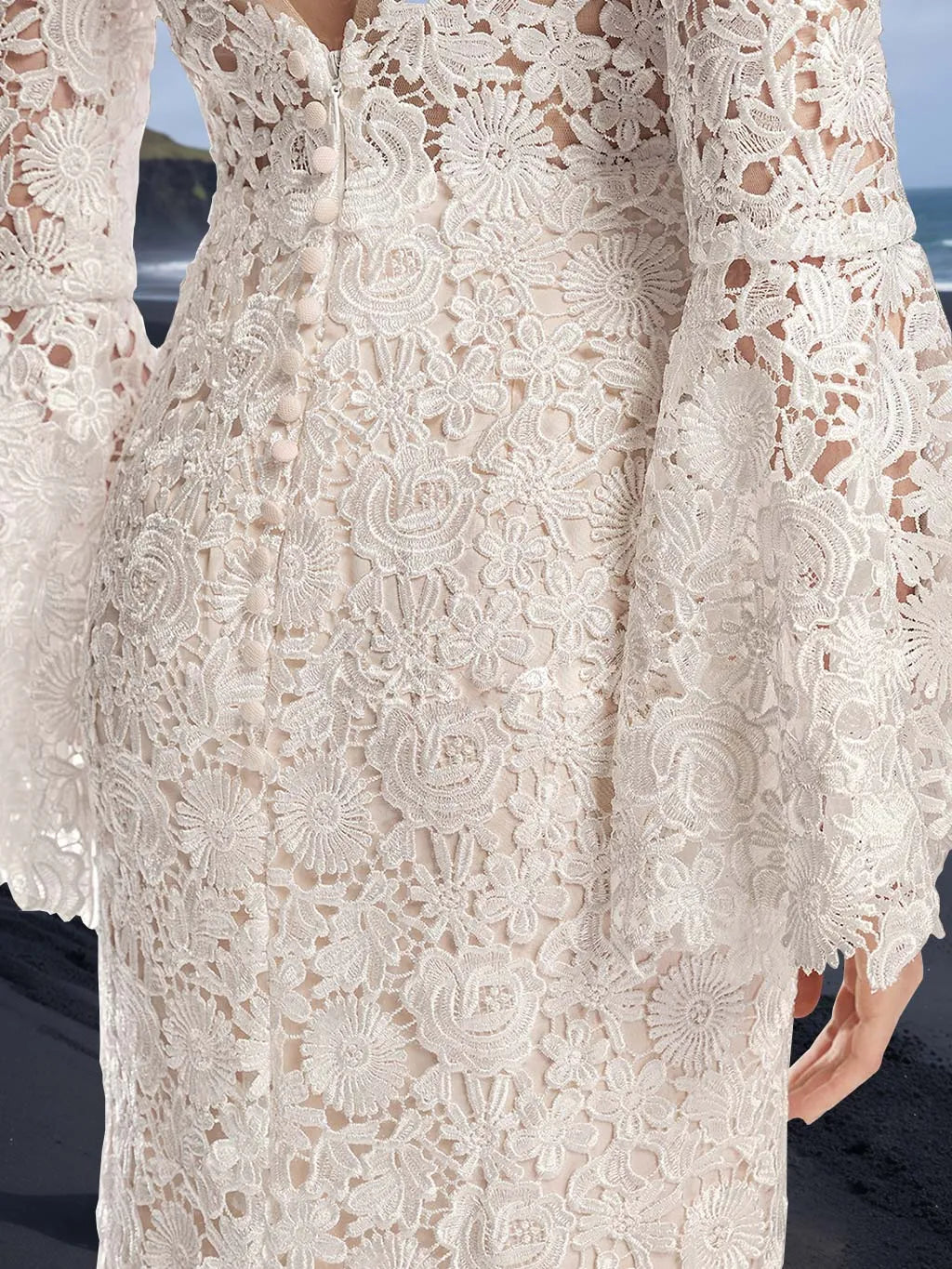 Mermaid Scoop Neck Long Sleeves Floor-length Wedding Dress with Appliques