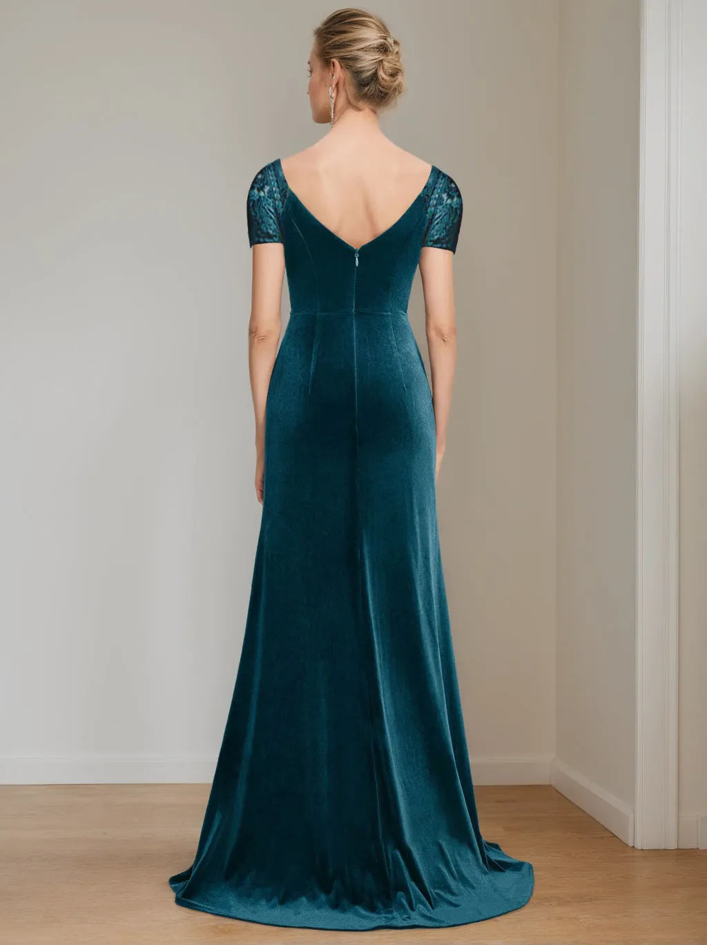 Mermaid V-Neck Short Sleeves Floor-Length Mother of the Bride Dresses with Ruffles & Appliques