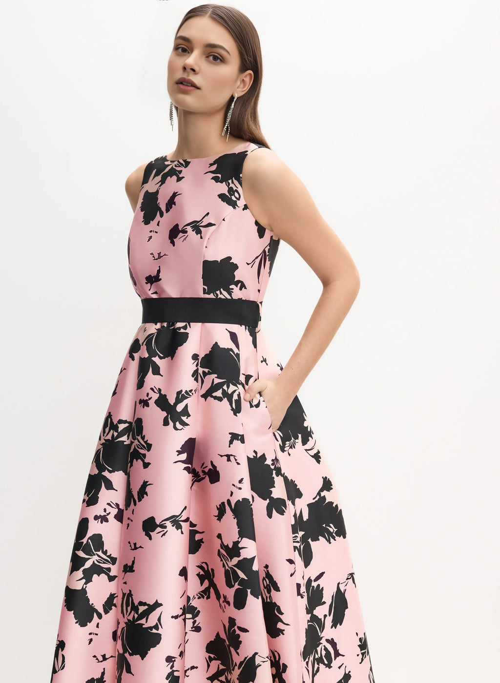 Beautiful Timeless Elegant Black Satin A-Line High Neck Sleeveless Floor-Length Prom Dress