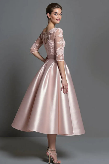 Elegant Red Satin A-Line Scoop Neck Tea-Length Mother of the Bride Dress