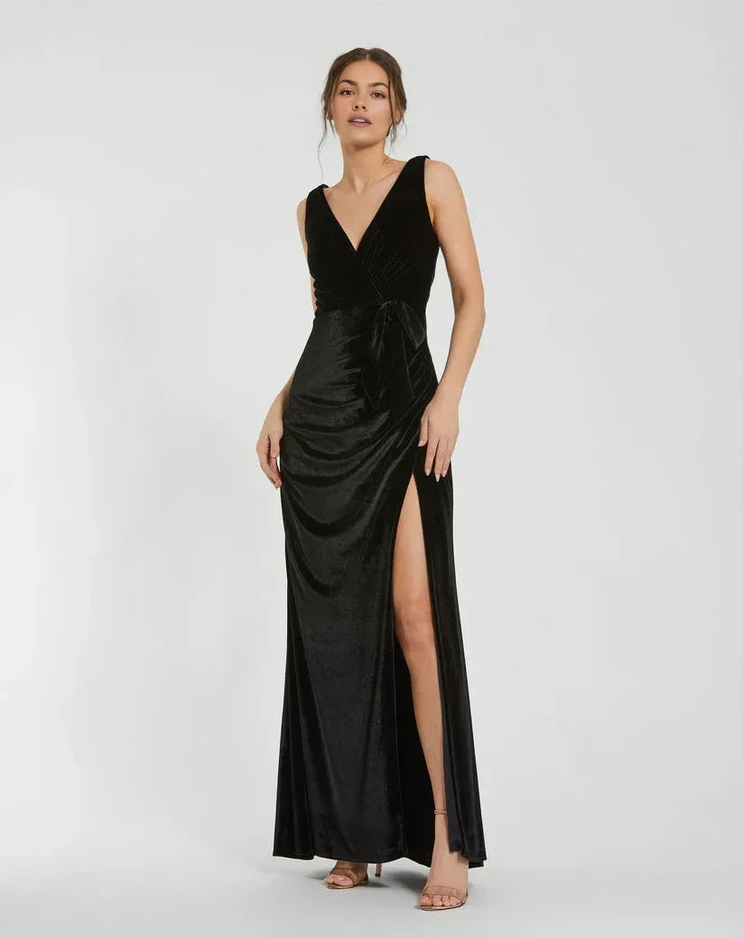 Special Occasion Sophisticated Graceful Stylish Refined Elegant Black Velvet Sleeveless Floor-Length Prom Dress
