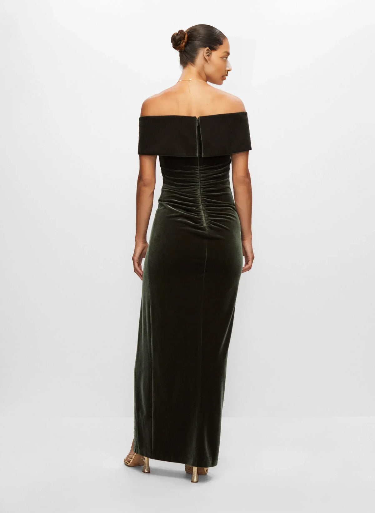 Beautiful Timeless Elegant Olive Green Velvet Mermaid Off-The-Shoulder Sleeveless Floor-Length Prom Dress