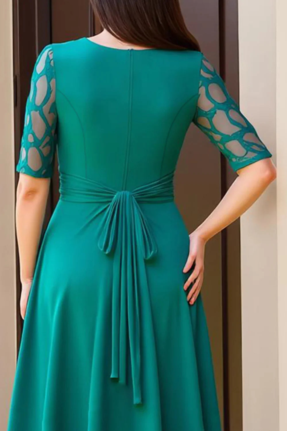 Elegant Green Lace Sheath Short Sleeve Floor-Length Mother of the Bride Dress