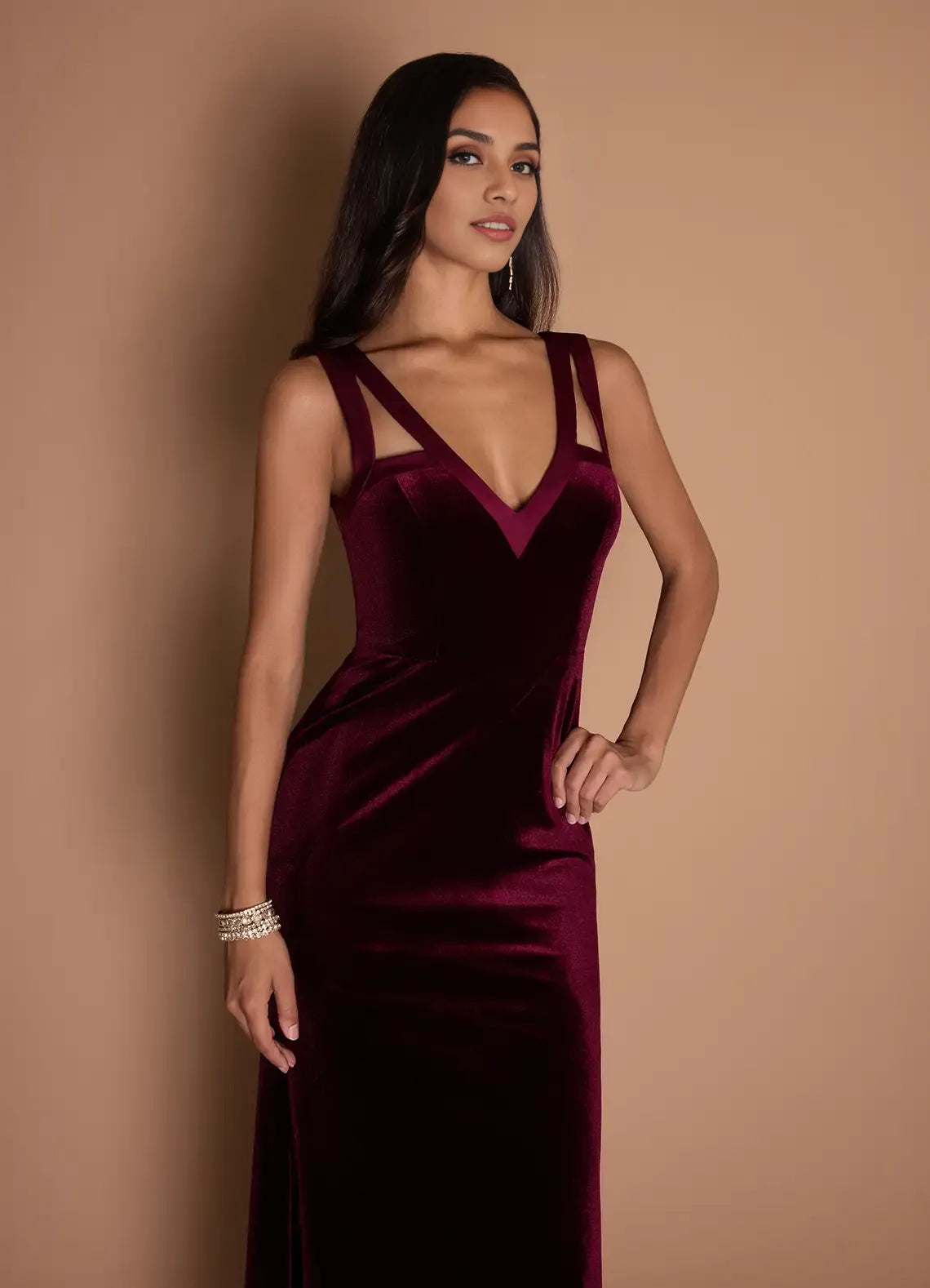 Stylish Refined Beautiful Timeless Elegant Burgundy Velvet Sheath Sleeveless Floor-Length Evening Dress