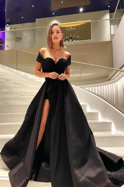 Black Sleeveless Evening Dress With Slit Long