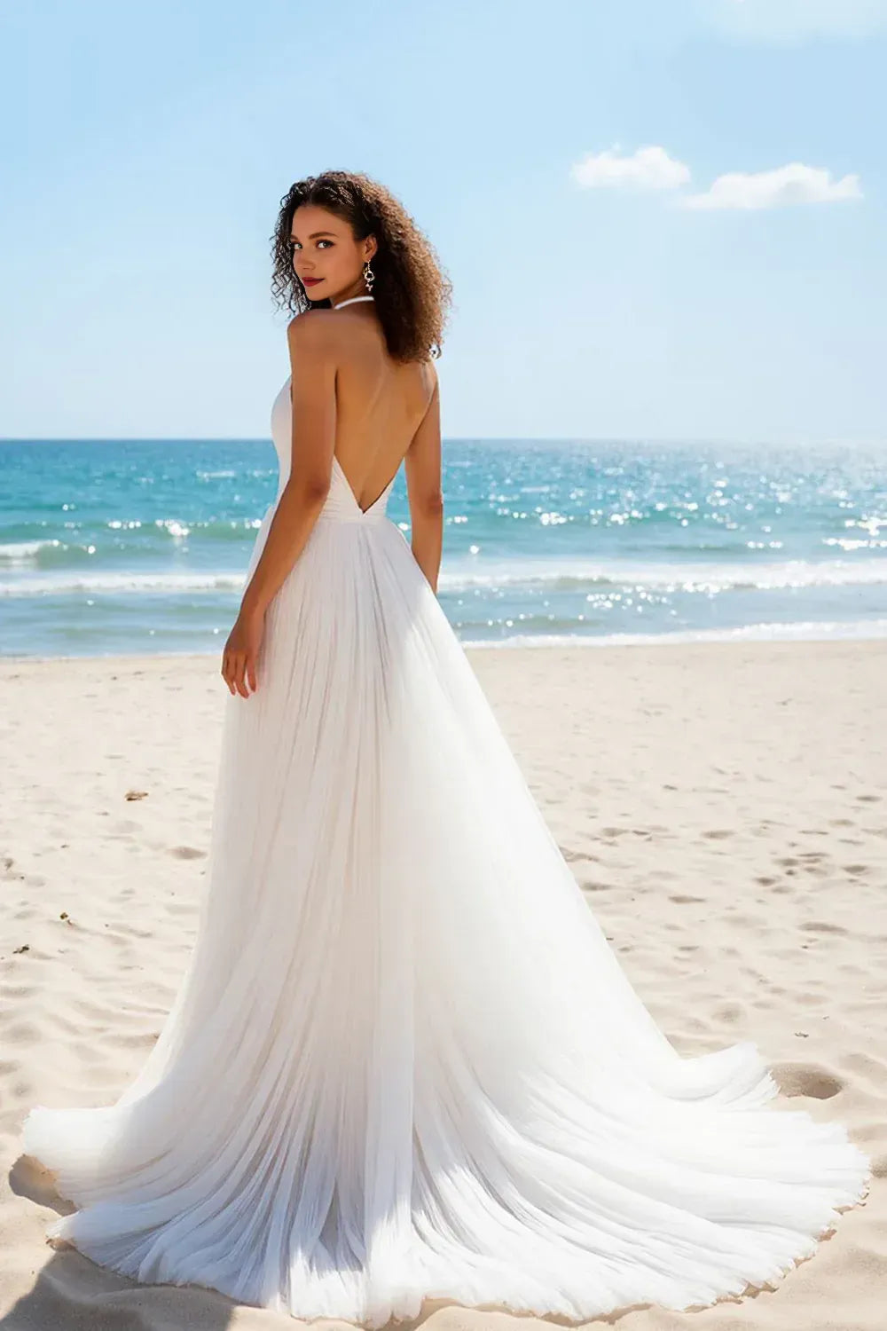Graceful Stylish Refined Beautiful Timeless Elegant Ivory Tulle Halter Sleeveless Wedding Dress