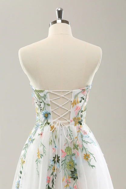Special Occasion Sophisticated Graceful Stylish Elegant White Lace Strapless Sleeveless Wedding Dress