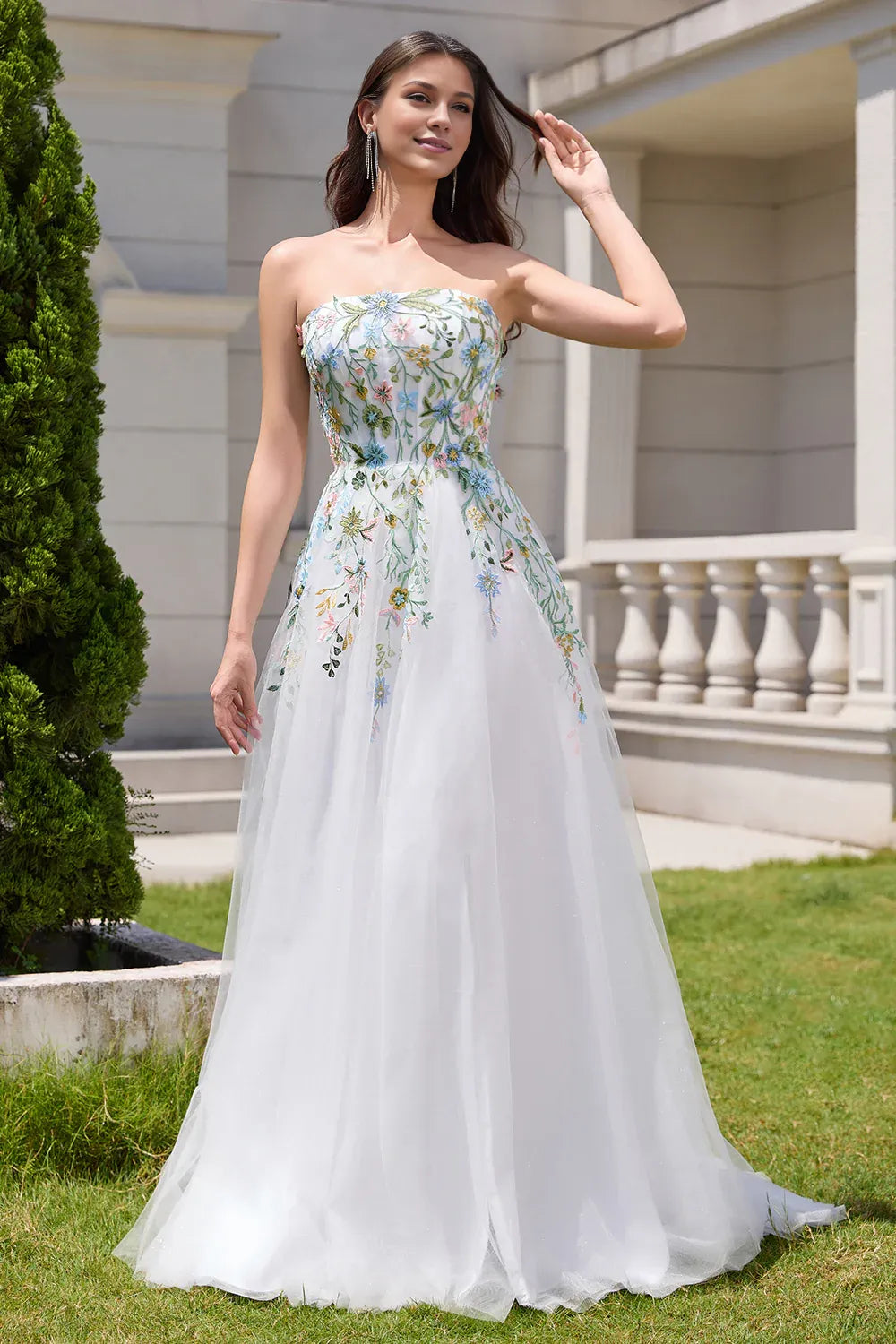 Special Occasion Sophisticated Graceful Stylish Elegant White Lace Strapless Sleeveless Wedding Dress