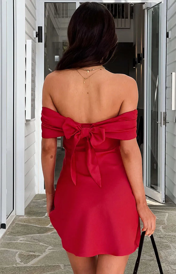 Red Primrose Off the Shoulde Homecoming Dresses Elegant Red Homecoming Dress Off Shoulder Design, Ruched Bust Bodycon&nbsp;