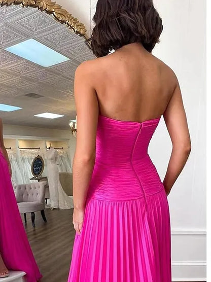 Elegant Red Pleated A-Line Strapless Sleeveless Classic-Back Floor-Length Prom Dress