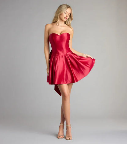 Beautiful Timeless Special Occasion Elegant Red A-Line Strapless Sleeveless Mini Homecoming Dress