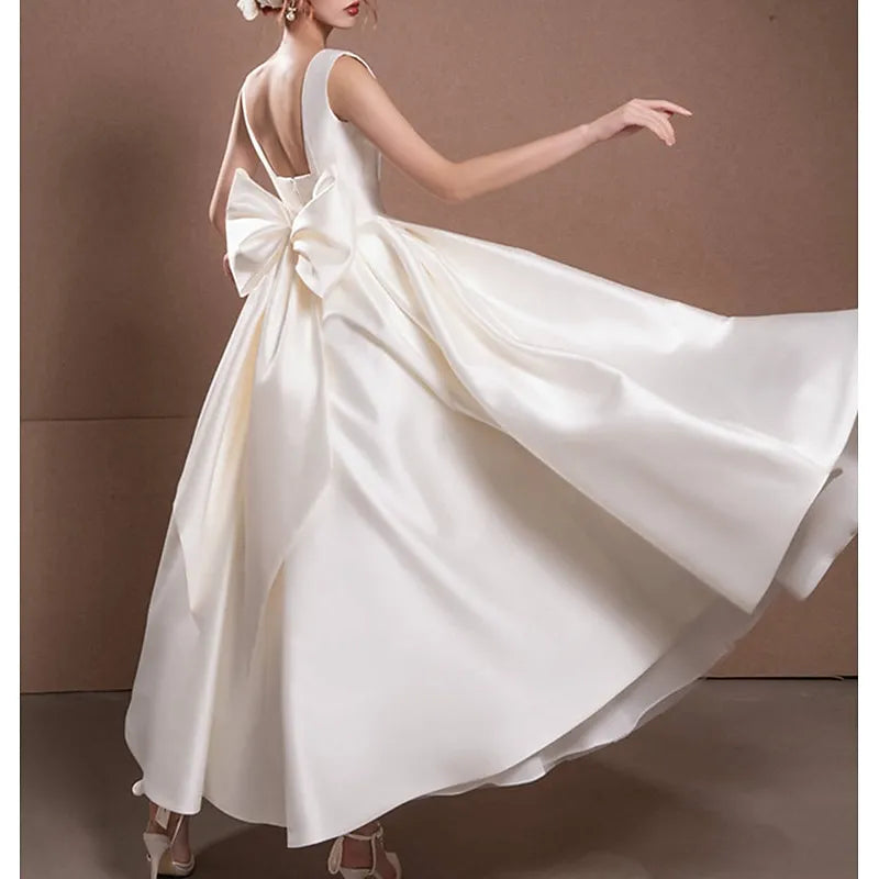 Ivory Romantic A-line Square Neck Sleeveless Bow-embellished Maxi Prom Dress for Women Custom