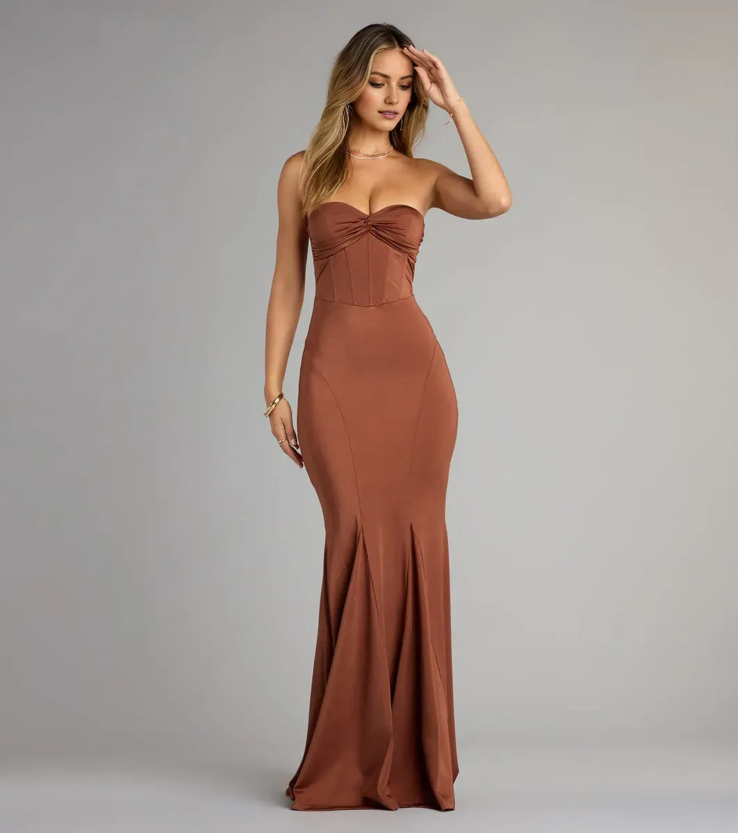 Brown Romantic Mermaid Strapless Neck Sleeveless Back Zip Floor-Length Prom Dresses with Ruched Bodice