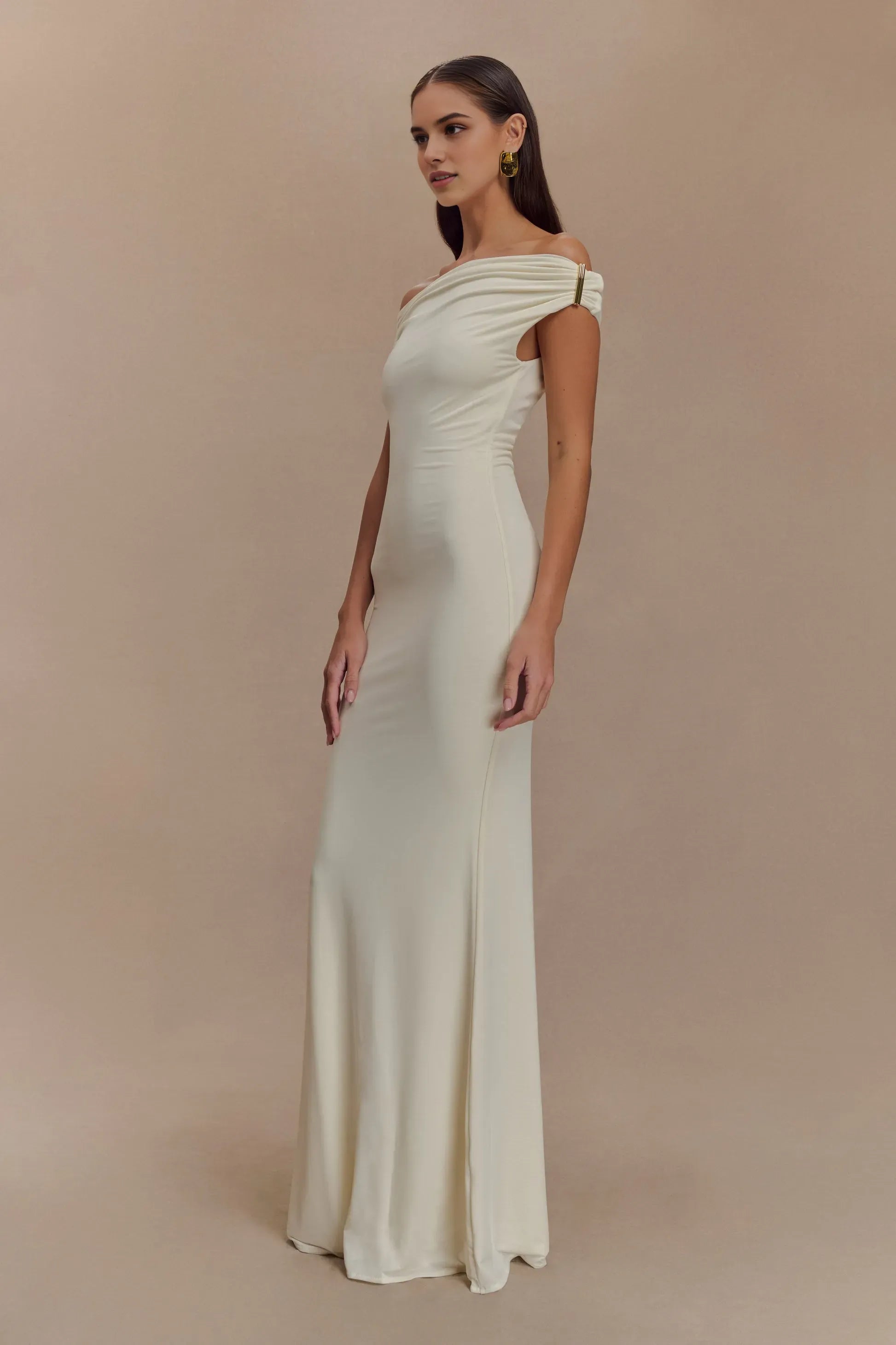Romantic Mermaid Asymmetrical Neckline Sleeveless Ruched Backless Floor-Length Prom Dresses