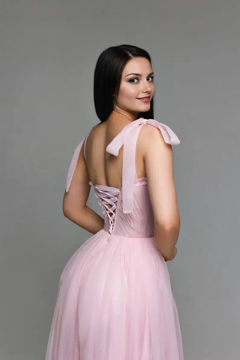 Pink Romantic A-Line Sweetheart Neck Bow Shoulder Strap Lace-Up Floor-Length Prom Dress
