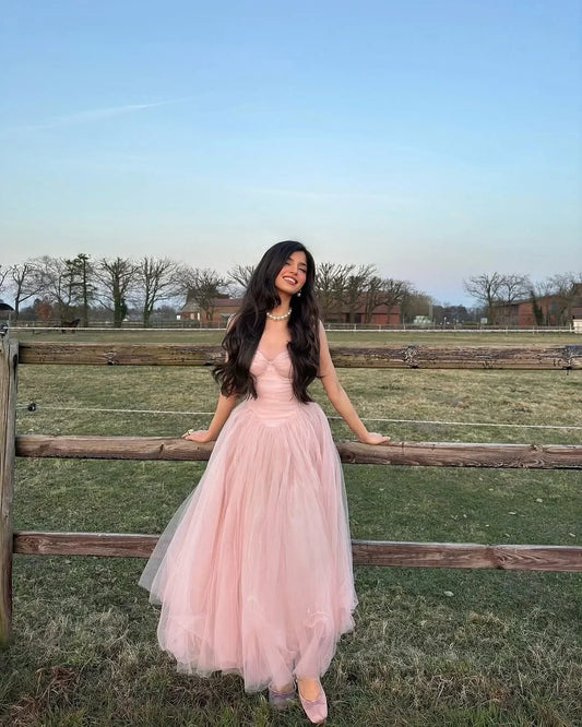 Romantic Pink A-Line Sweetheart Sleeveless Classic-Back Floor-Length Prom Dress