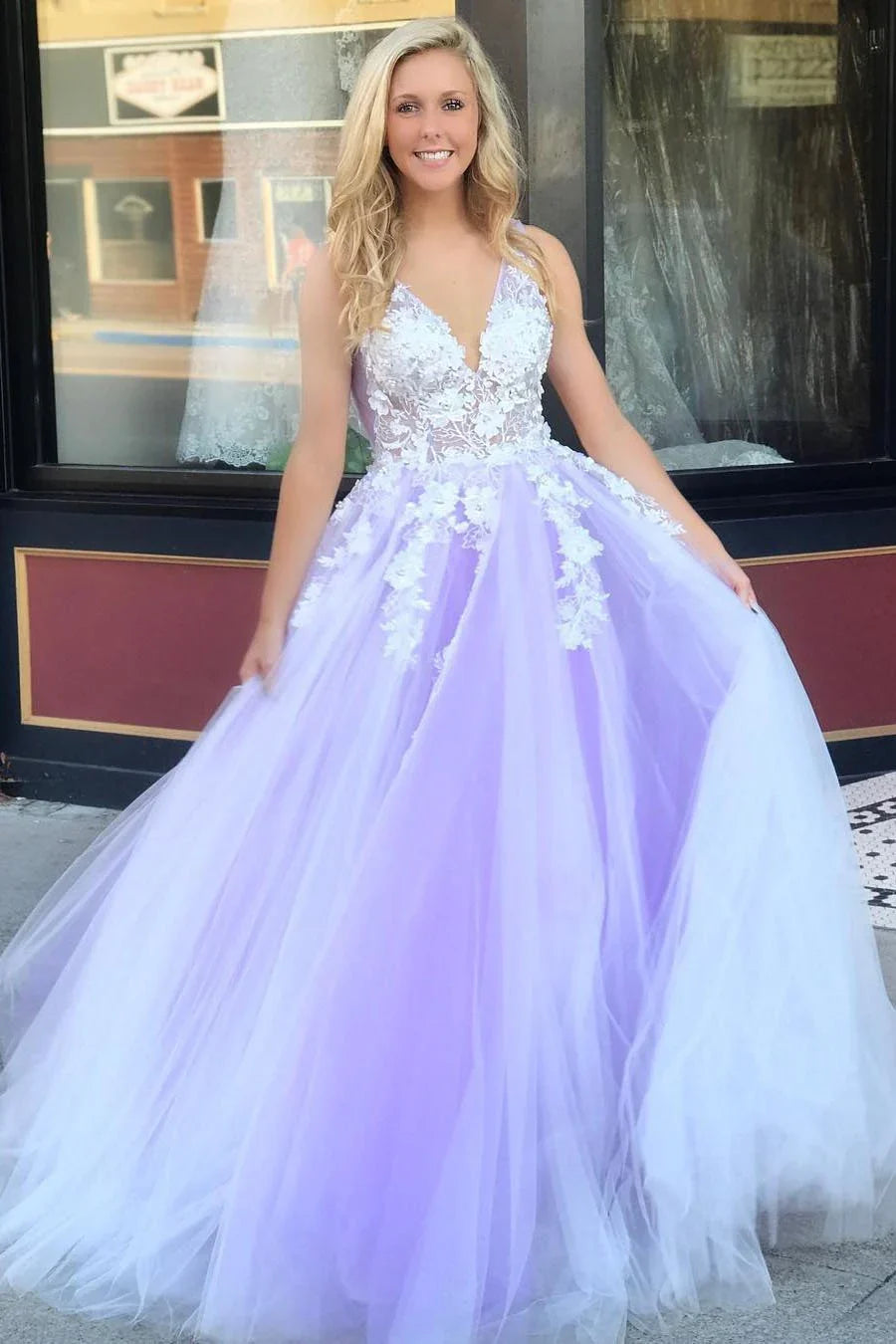 Lavender Romantic V-Neck Sleeveless Floor-Length Party Dress