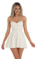 White Romantic Strapless Homecoming Dress Trimmed Sweetheart Neckline Flowy Mini Skirt Perfect for Making a Fashion Statement at Campus Celebrations