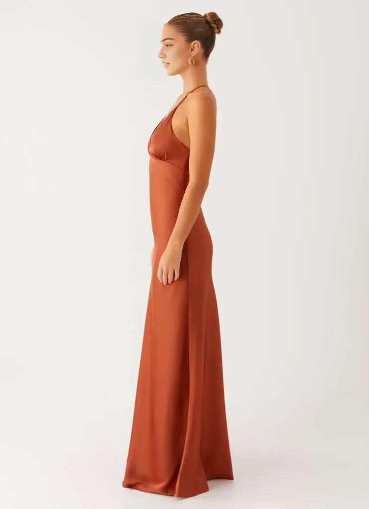 Rust Prom Dress with Plunging V - Neck Halter Straps Keyhole Detail Floor - Length Silhouette Perfect for Formal Galas