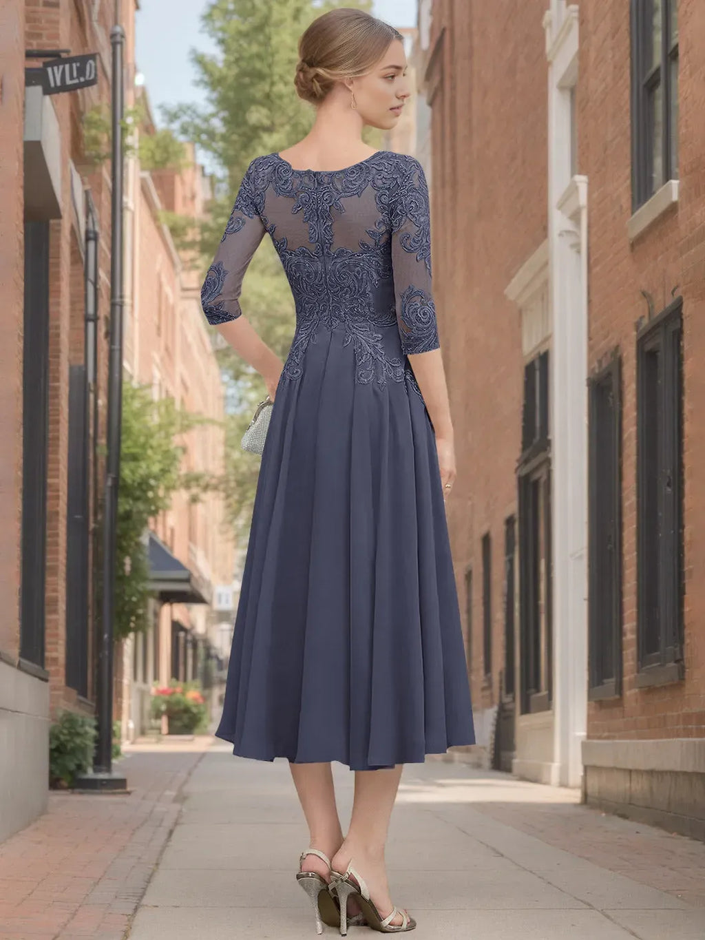 Scoop Neck Half Sleeves Tea-Length Mother of the Bride Dresses with Appliques