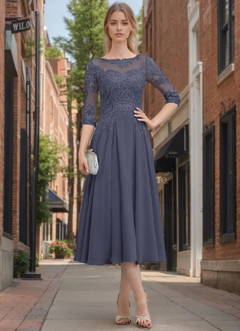 Scoop Neck Half Sleeves Tea-Length Mother of the Bride Dresses with Appliques