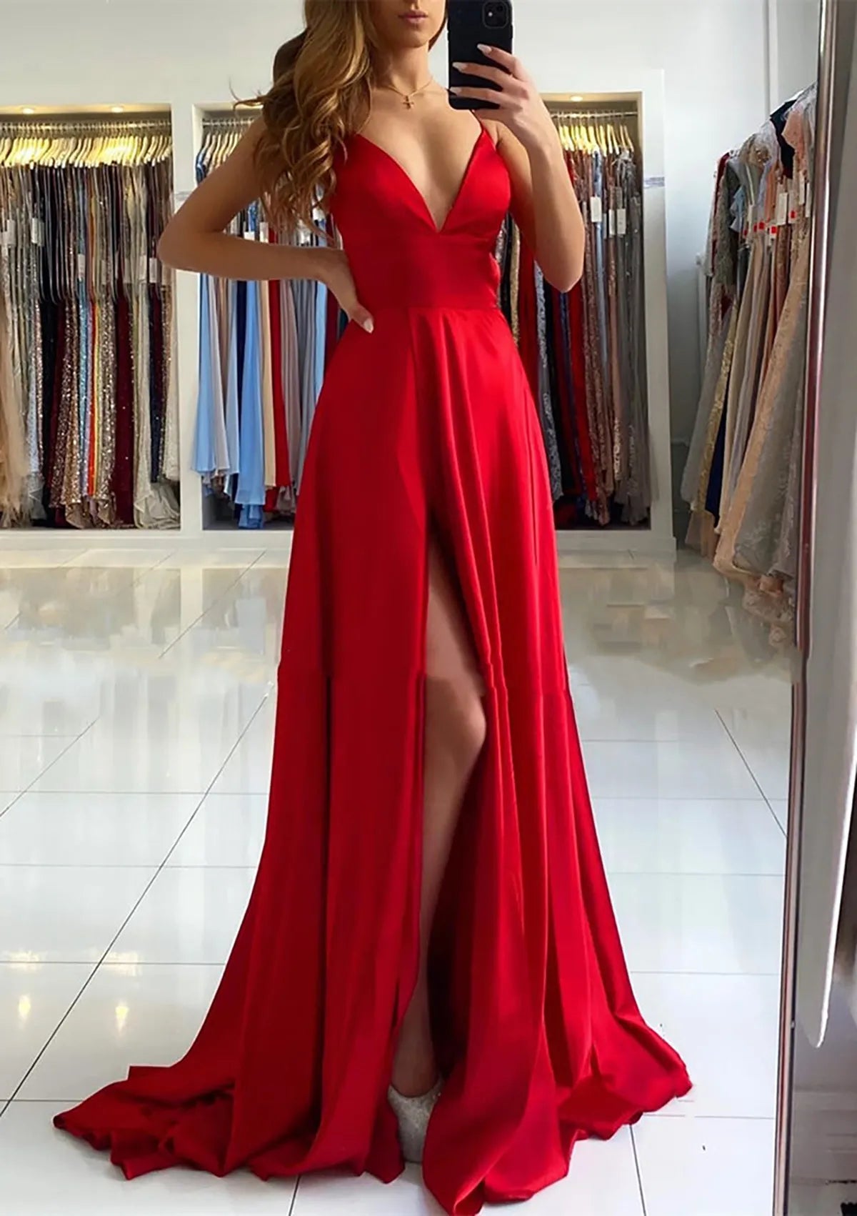 Black Sexy Deep V Neck Red Prom Dress with High Side Slit Flowy Skirt Bodycon Bodice Perfect for Tie Galas Evening Weddings Red Carpet Showstopper Moments