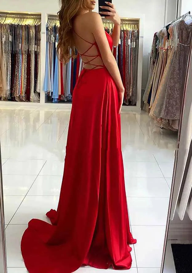 Black Sexy Deep V Neck Red Prom Dress with High Side Slit Flowy Skirt Bodycon Bodice Perfect for Tie Galas Evening Weddings Red Carpet Showstopper Moments