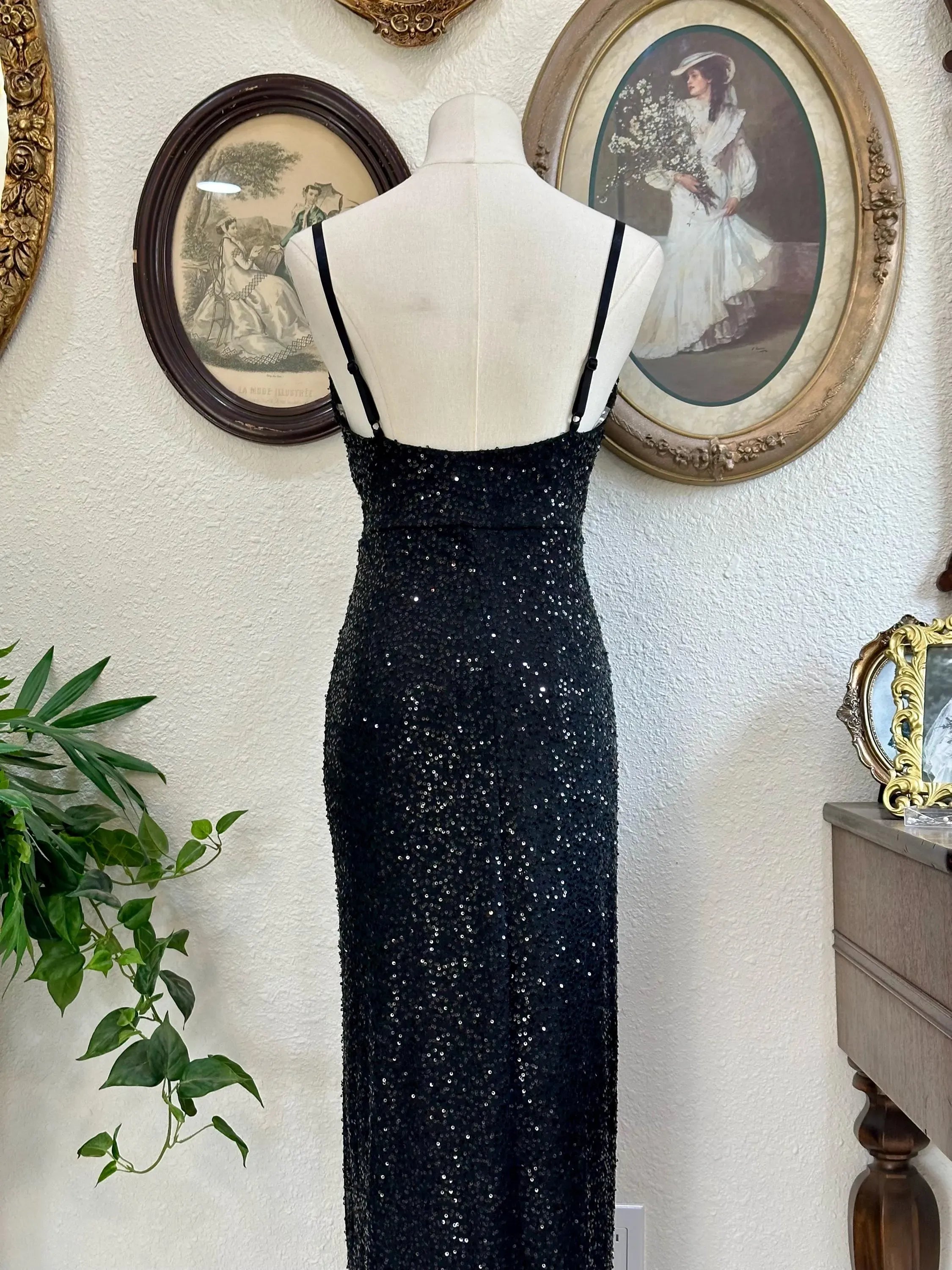 Black Shiny Mermaid Spaghetti-Strap Long Evening Dress With Slit Buy