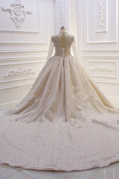 Shiny Long Sleevess Pleats Champange Wedding Dress