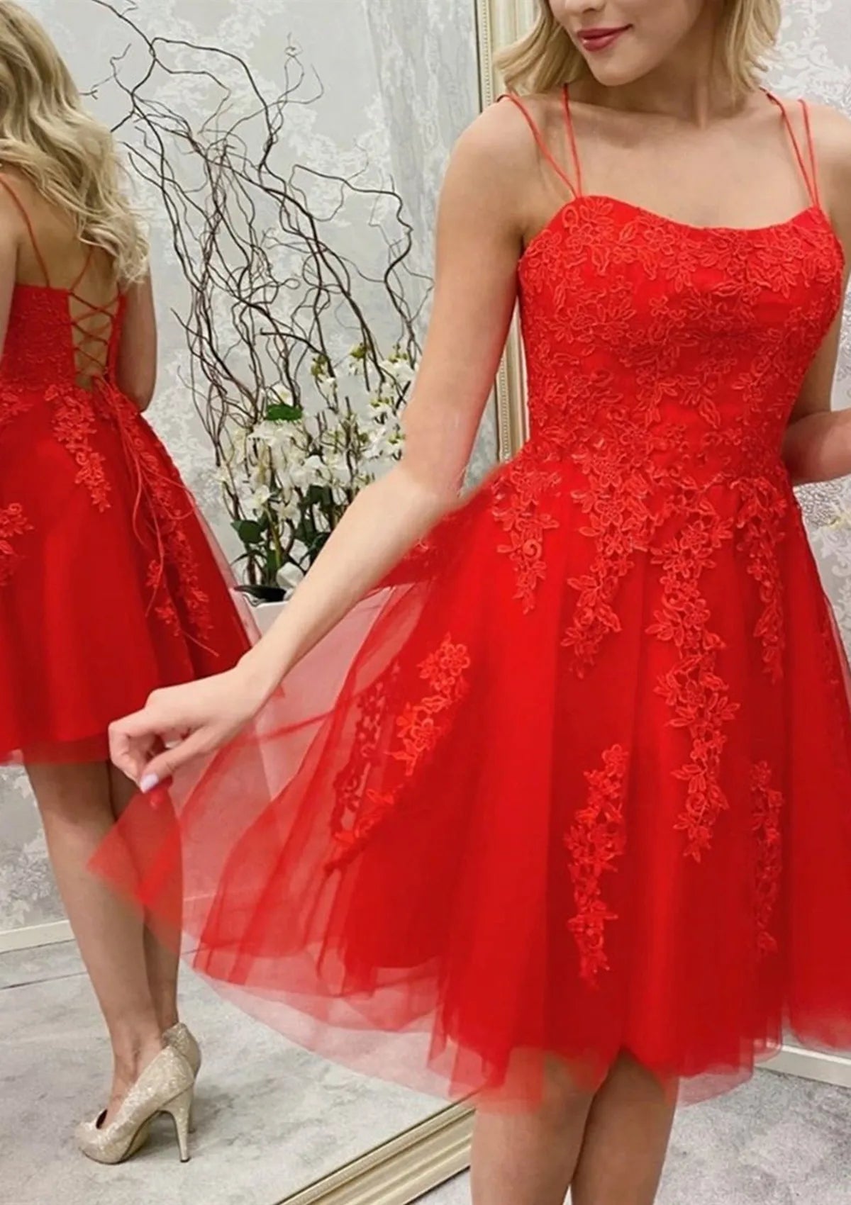 Short/Mini A-line Bateau Homecoming Dress With Beading