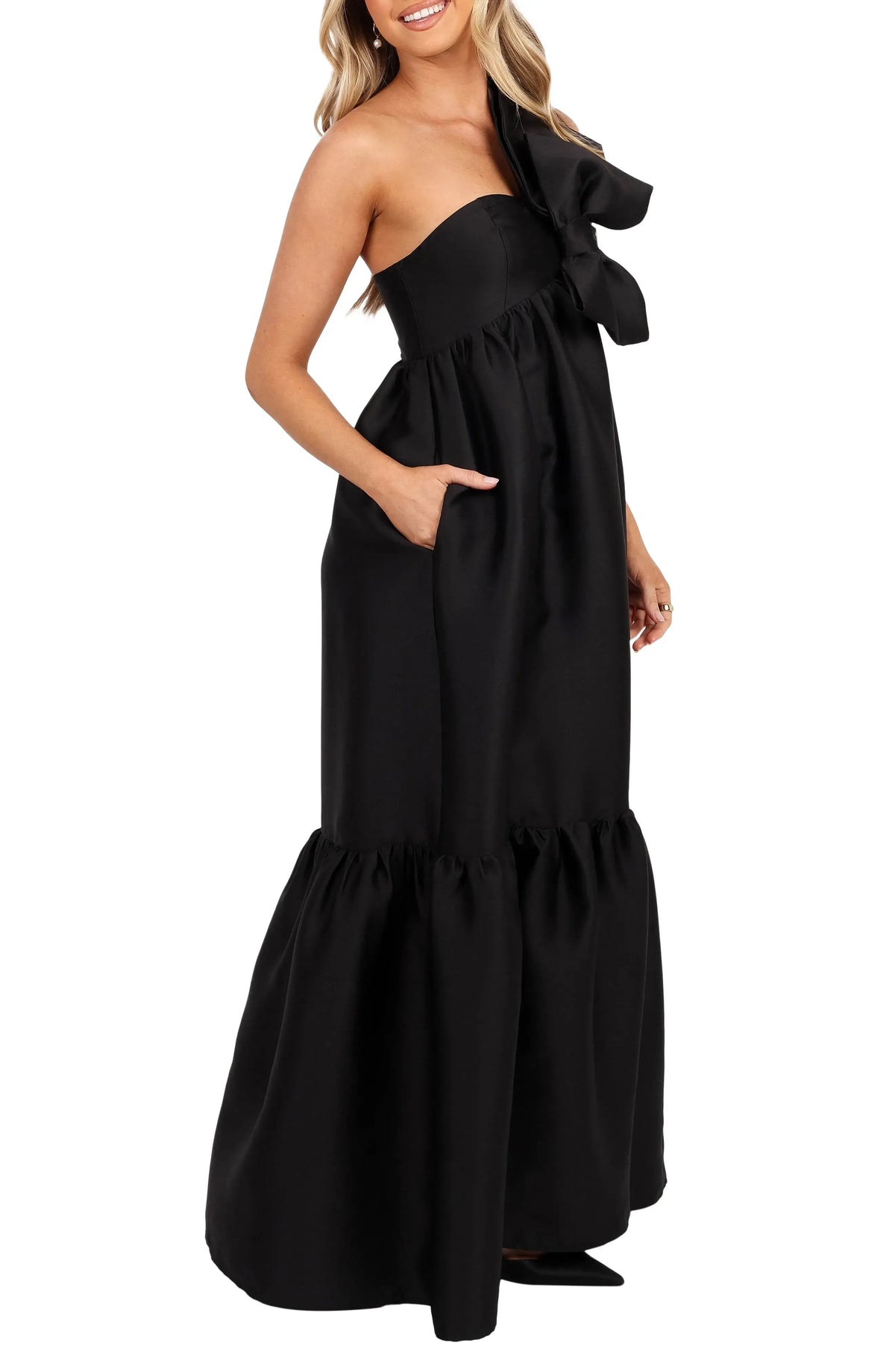 Stylish Refined Beautiful Elegant Black Satin A-Line One-Shoulder Sleeveless Floor-Length Prom Dress