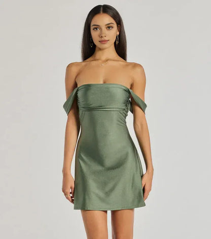 Beautiful Timeless Special Occasion Sophisticated Elegant A-Line Off-The-Shoulder Sleeveless Mini Homecoming Dress